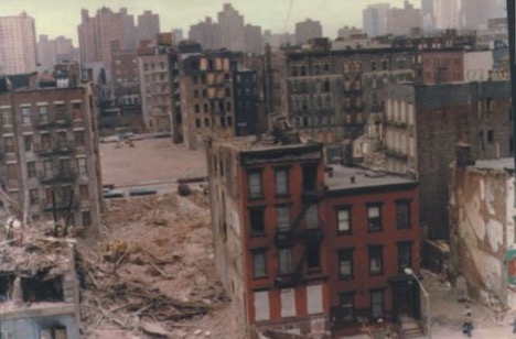 2B:Art Space in East Village 1995