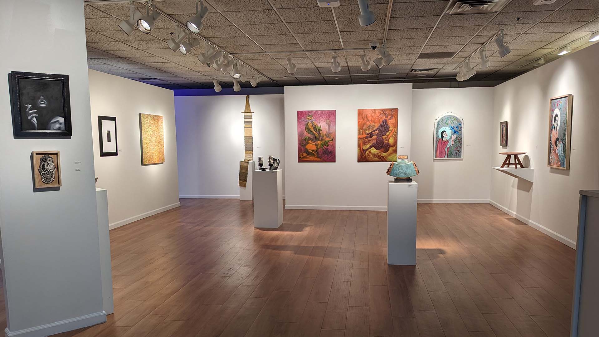 Gallery with art 