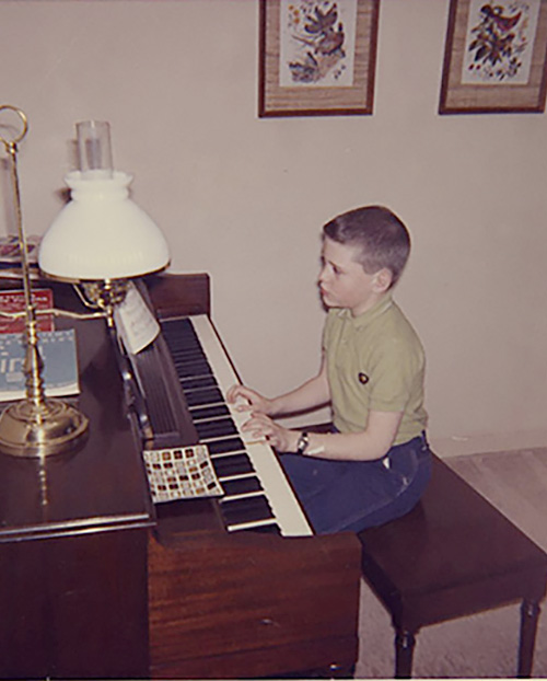 robert junior at the piano, 1964