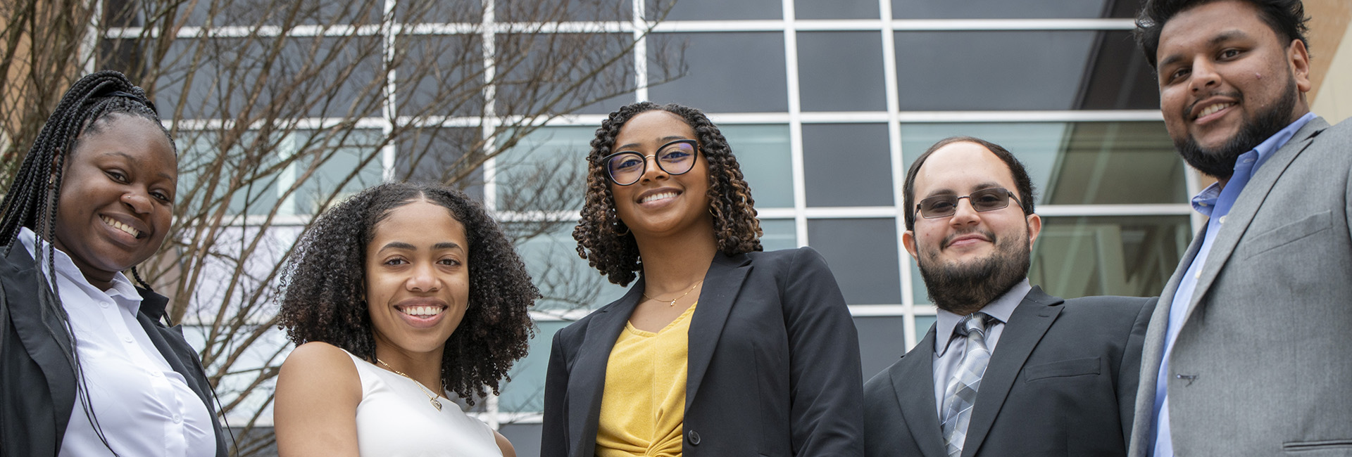 accounting students standing in front of ksu school of business