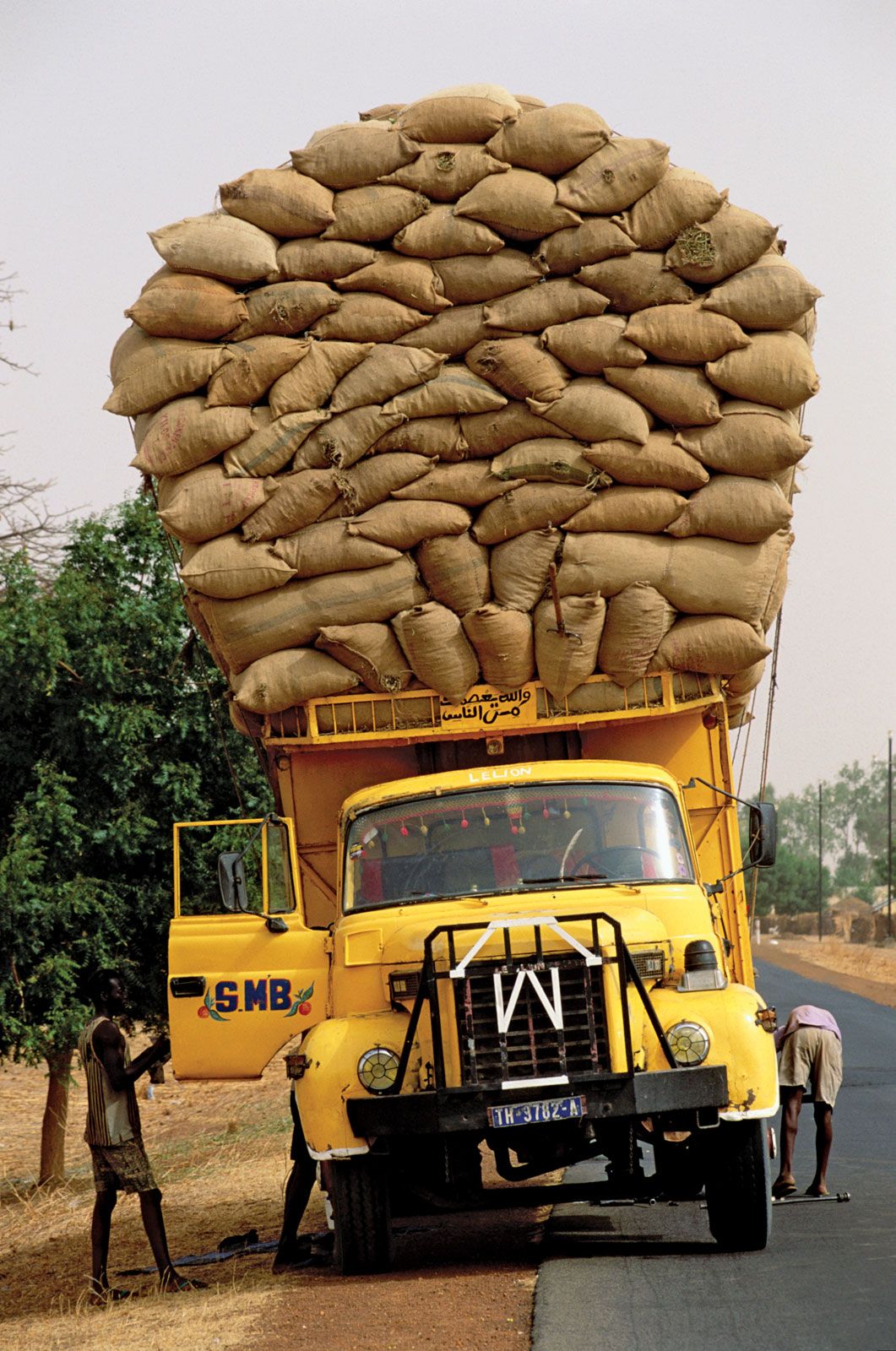 Peanut truck