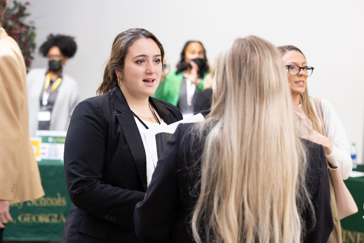 ksu student interviewing for job placement