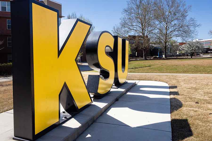 KSU statue on marietta campus.